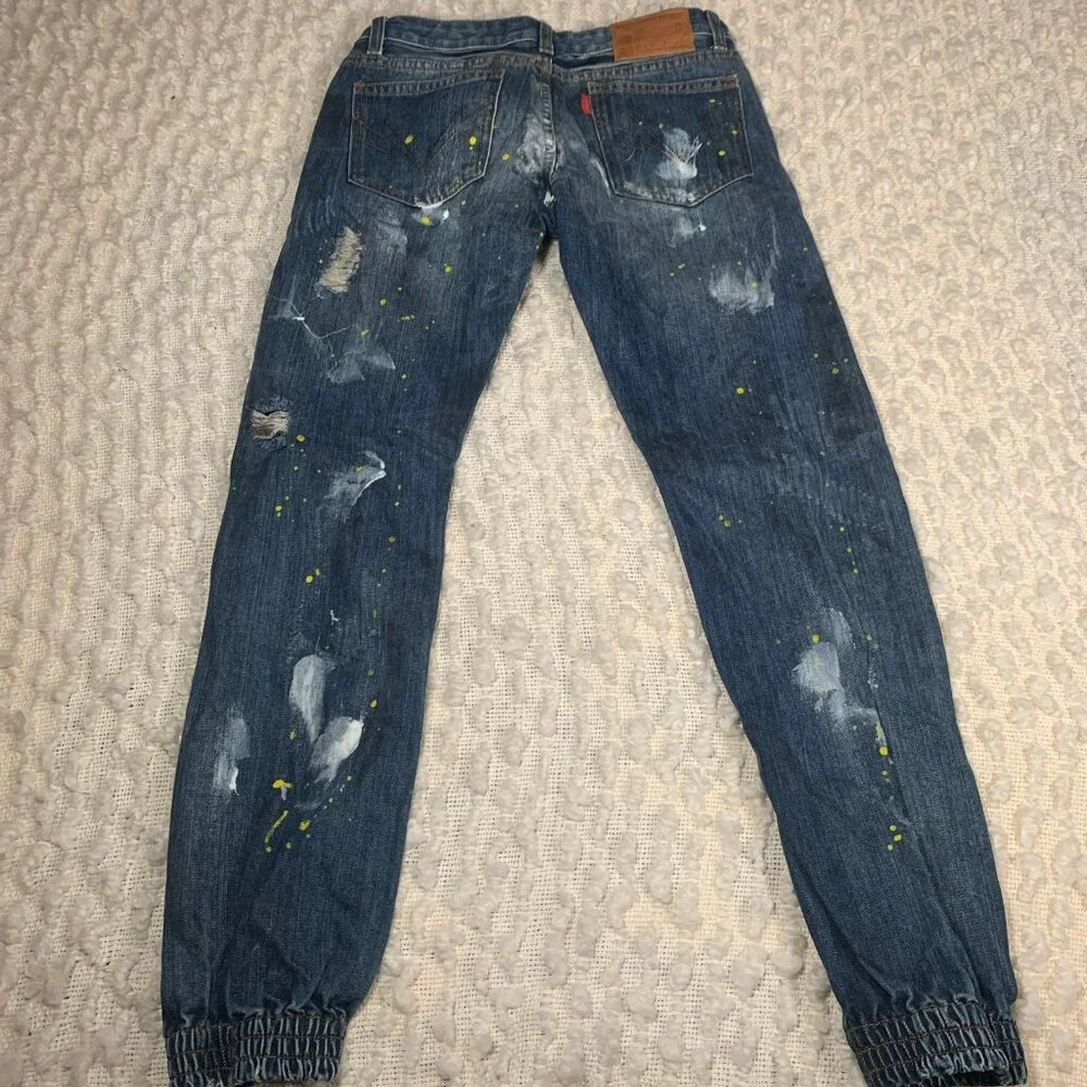 HARDLY EVER JEANS‎ JOGGERS SIZE 30 PAINT DISTRESSED STRAIGHT LEG